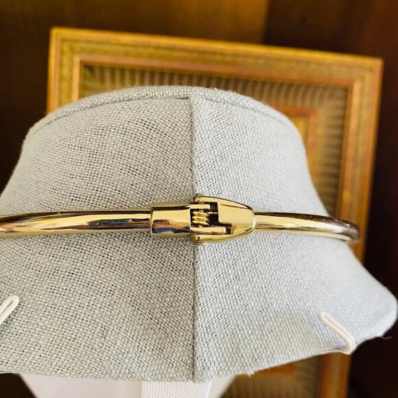 Coral Howlite Beaded Choker Necklace – Gold Tone Open Collar – Modern Statement - Picture 4 of 6